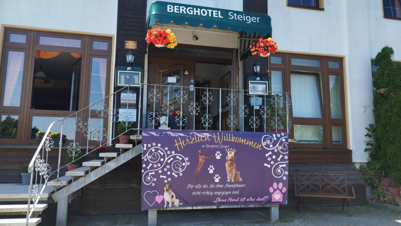 Berghotel Steiger - Erzgebirge Schneeberg  Exterior foto